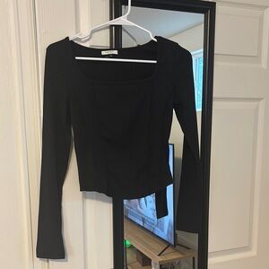 Black Long Sleeve Cropped top
